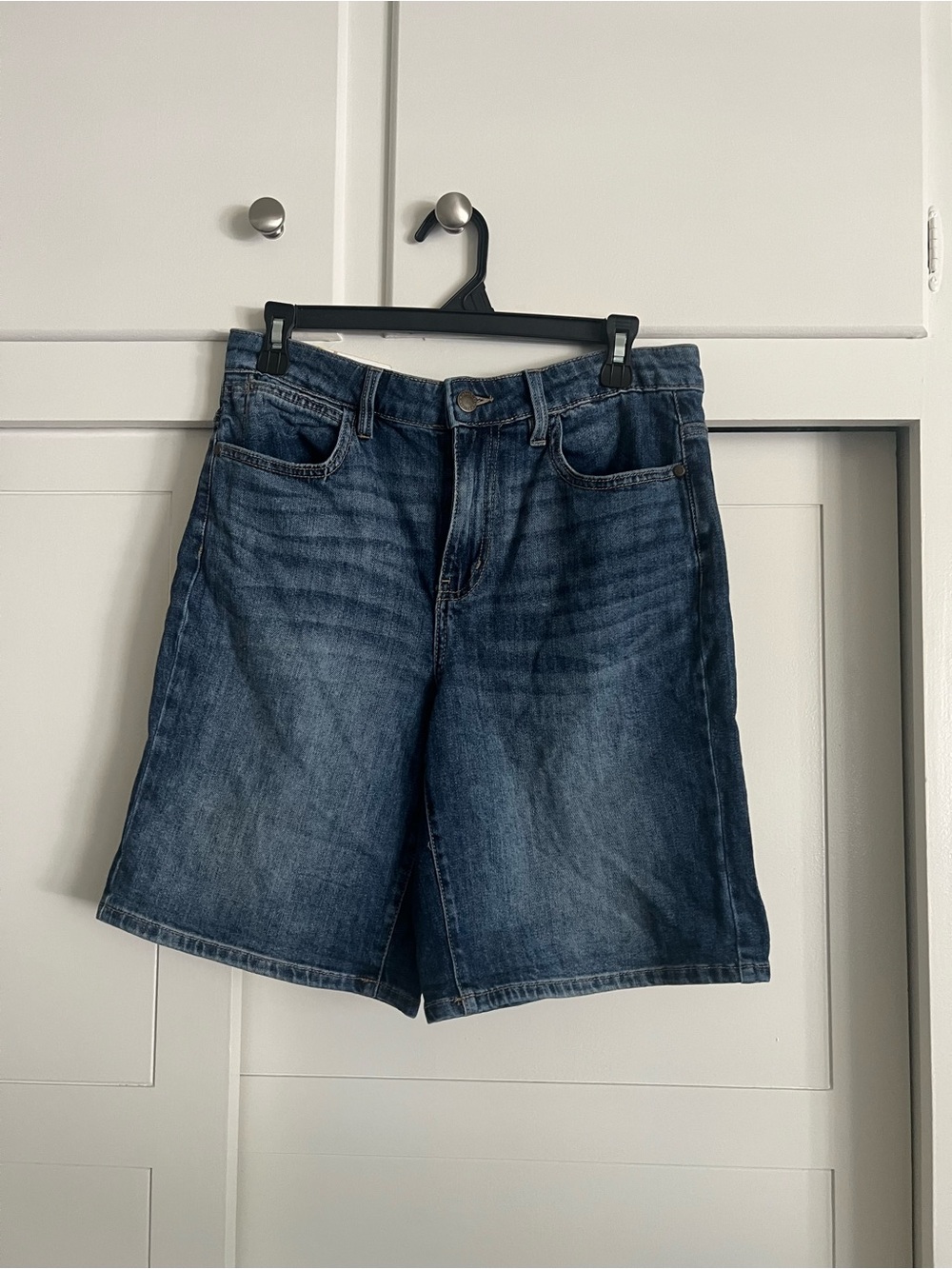 Wrangler Women's High Rise
Cotton Denim Shorts Size 6/28 NWT